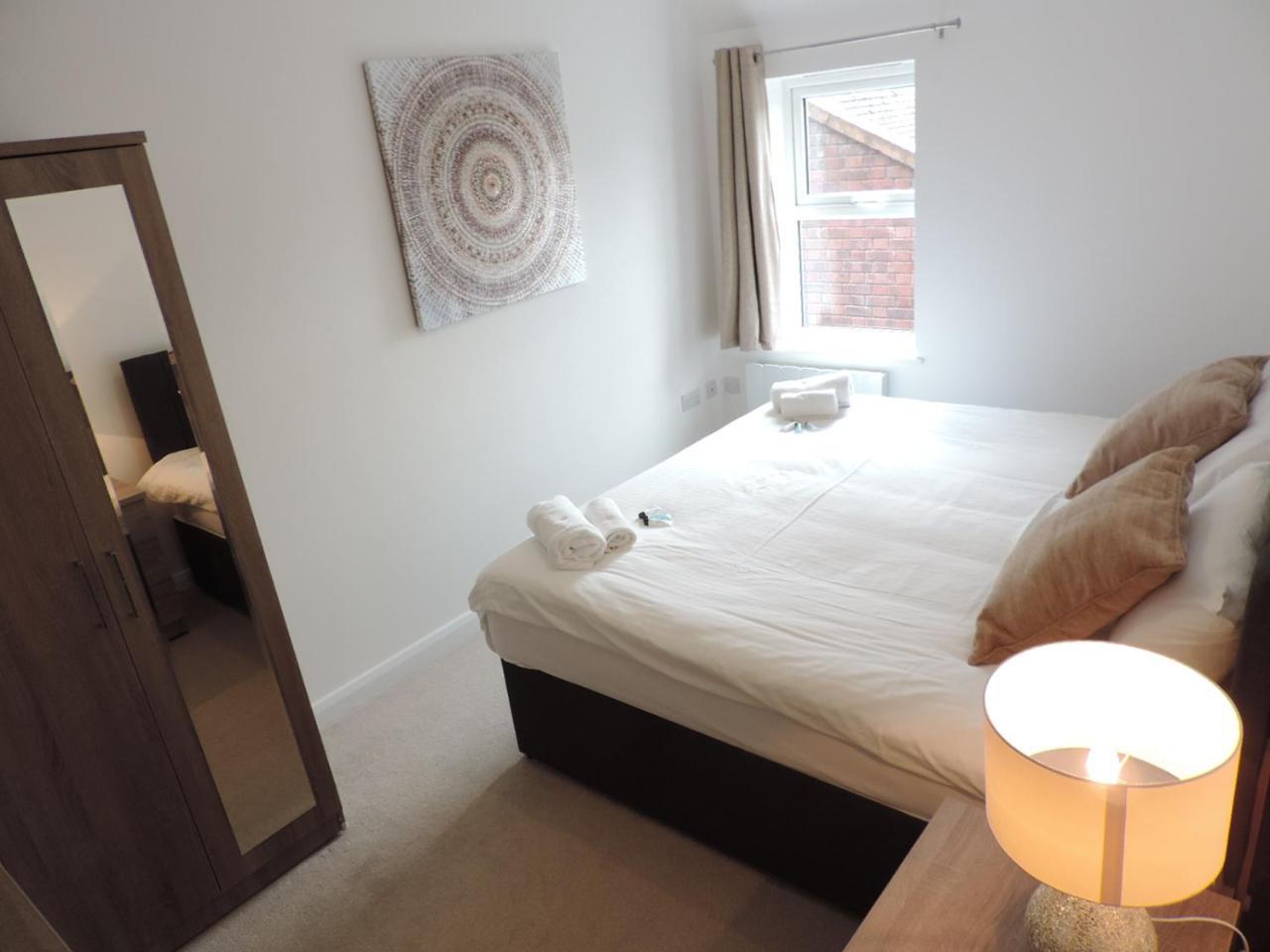 Park House - City Centre Apartment 피터버러 외부 사진